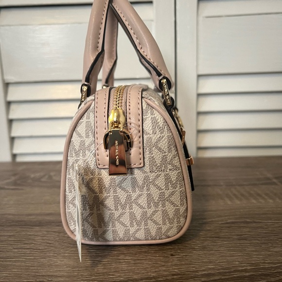 COPY - Michael Kors Bedford Legacy Extra-Small Logo Duffle Crossbody Bag - Picture 4 of 11